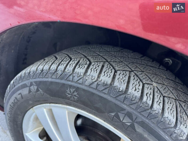 Червоний Ніссан Ліф, об'ємом двигуна 0 л та пробігом 140 тис. км за 4300 $, фото 11 на Automoto.ua