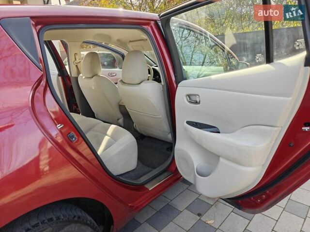 Червоний Ніссан Ліф, об'ємом двигуна 0 л та пробігом 127 тис. км за 4250 $, фото 21 на Automoto.ua