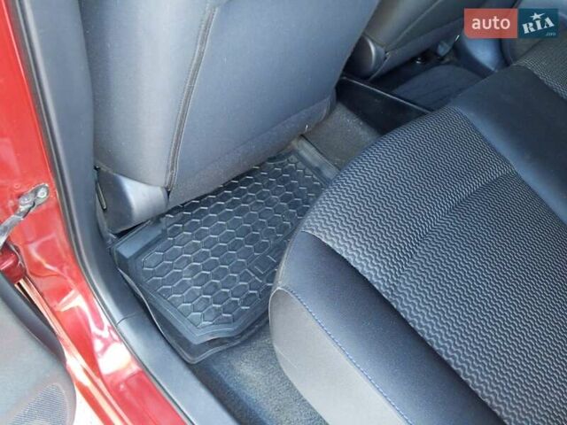 Червоний Ніссан Ліф, об'ємом двигуна 0 л та пробігом 93 тис. км за 5500 $, фото 39 на Automoto.ua