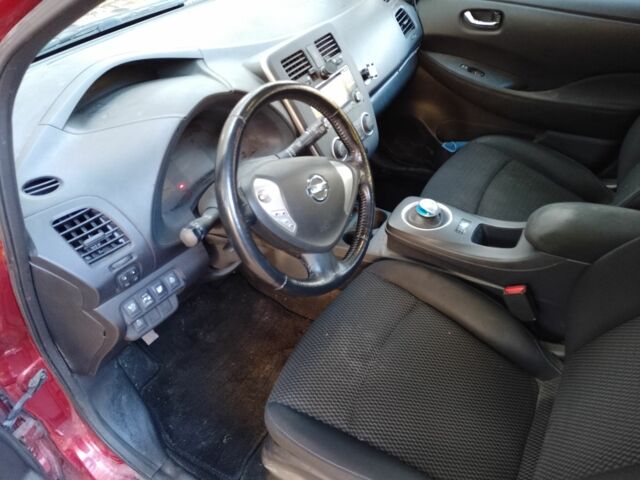 Червоний Ніссан Ліф, об'ємом двигуна 0 л та пробігом 100 тис. км за 4700 $, фото 7 на Automoto.ua