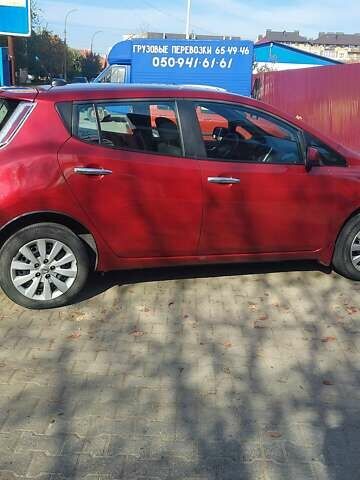 Червоний Ніссан Ліф, об'ємом двигуна 0 л та пробігом 215 тис. км за 5099 $, фото 3 на Automoto.ua