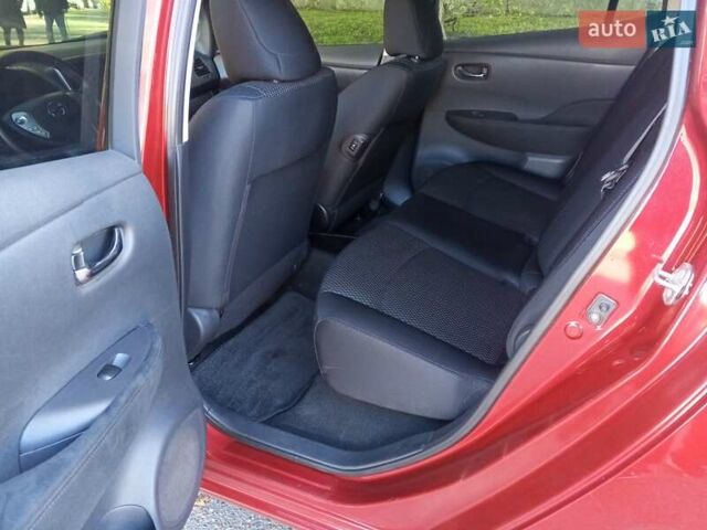 Червоний Ніссан Ліф, об'ємом двигуна 0 л та пробігом 93 тис. км за 5500 $, фото 21 на Automoto.ua