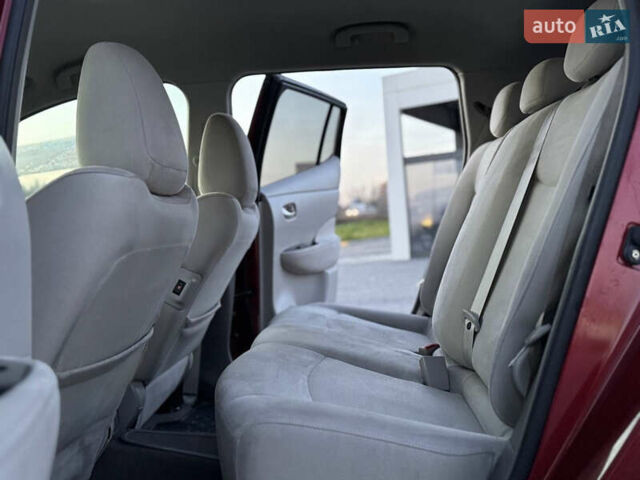 Красный Ниссан Лиф, объемом двигателя 0 л и пробегом 95 тыс. км за 5400 $, фото 6 на Automoto.ua