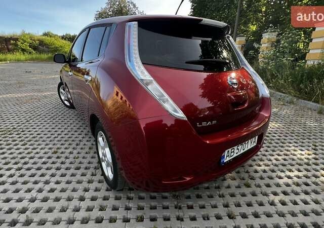 Красный Ниссан Лиф, объемом двигателя 0 л и пробегом 142 тыс. км за 6500 $, фото 7 на Automoto.ua