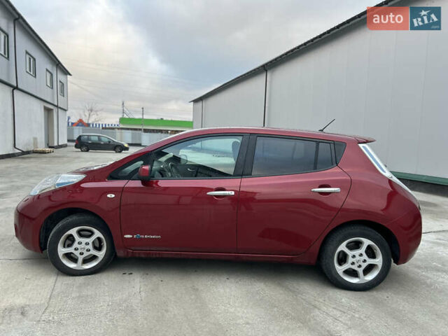 Красный Ниссан Лиф, объемом двигателя 0 л и пробегом 90 тыс. км за 6800 $, фото 6 на Automoto.ua