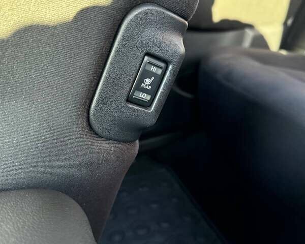 Красный Ниссан Лиф, объемом двигателя 0 л и пробегом 149 тыс. км за 7500 $, фото 16 на Automoto.ua