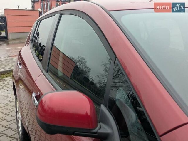 Червоний Ніссан Ліф, об'ємом двигуна 0 л та пробігом 135 тис. км за 5995 $, фото 37 на Automoto.ua