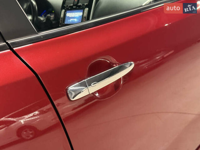 Красный Ниссан Лиф, объемом двигателя 0 л и пробегом 153 тыс. км за 6900 $, фото 25 на Automoto.ua