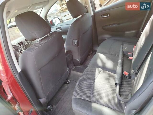 Червоний Ніссан Ліф, об'ємом двигуна 0 л та пробігом 149 тис. км за 6599 $, фото 4 на Automoto.ua