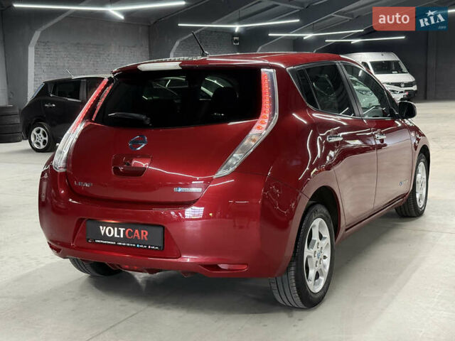 Красный Ниссан Лиф, объемом двигателя 0 л и пробегом 153 тыс. км за 6900 $, фото 38 на Automoto.ua