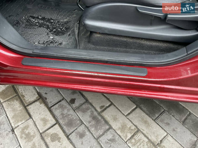 Красный Ниссан Лиф, объемом двигателя 0 л и пробегом 156 тыс. км за 6500 $, фото 18 на Automoto.ua