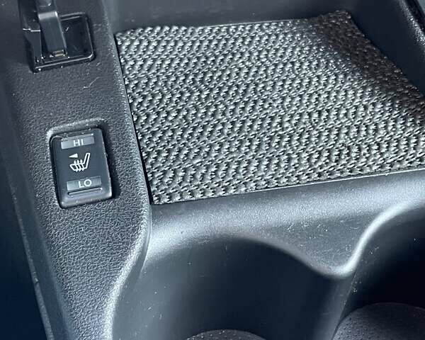 Ниссан Лиф 2014 в Виннице на Automoto.ua Красный Ниссан Лиф, объемом двигателя 0 л и пробегом 114 тыс. км за 6950 $, фото 23 на Automoto.ua