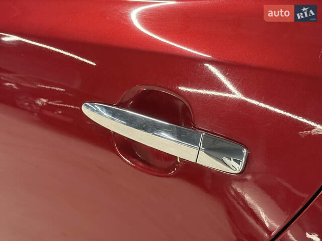 Красный Ниссан Лиф, объемом двигателя 0 л и пробегом 153 тыс. км за 6900 $, фото 21 на Automoto.ua