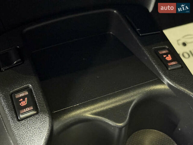 Красный Ниссан Лиф, объемом двигателя 0 л и пробегом 153 тыс. км за 6900 $, фото 81 на Automoto.ua