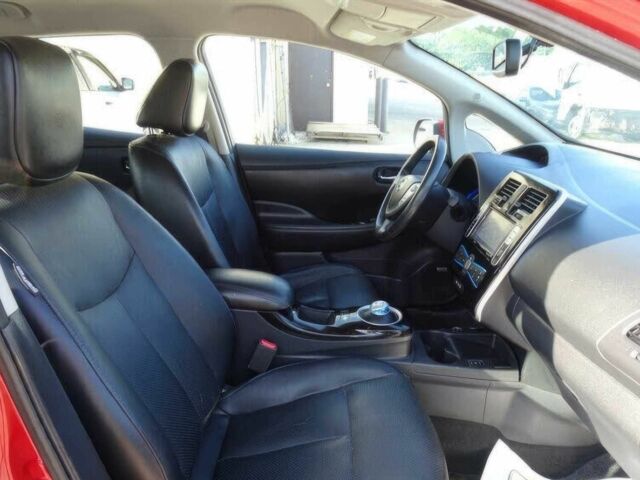 Червоний Ніссан Ліф, об'ємом двигуна 0 л та пробігом 90 тис. км за 2200 $, фото 9 на Automoto.ua