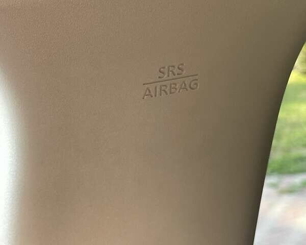 Ниссан Лиф 2014 в Виннице на Automoto.ua Красный Ниссан Лиф, объемом двигателя 0 л и пробегом 114 тыс. км за 6950 $, фото 22 на Automoto.ua