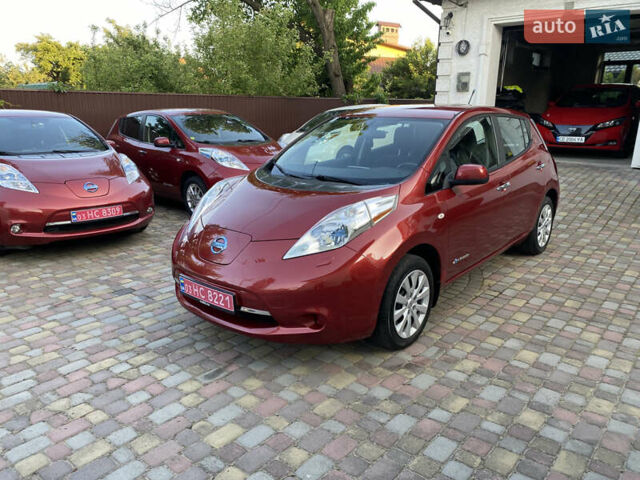 Червоний Ніссан Ліф, об'ємом двигуна 0 л та пробігом 150 тис. км за 6190 $, фото 4 на Automoto.ua