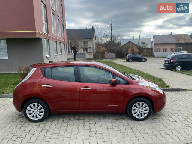 Красный Ниссан Лиф, объемом двигателя 0 л и пробегом 108 тыс. км за 5999 $, фото 15 на Automoto.ua