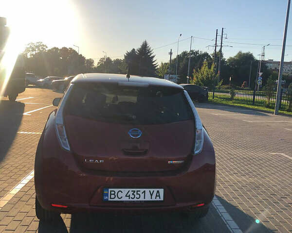 Червоний Ніссан Ліф, об'ємом двигуна 0 л та пробігом 124 тис. км за 7150 $, фото 11 на Automoto.ua