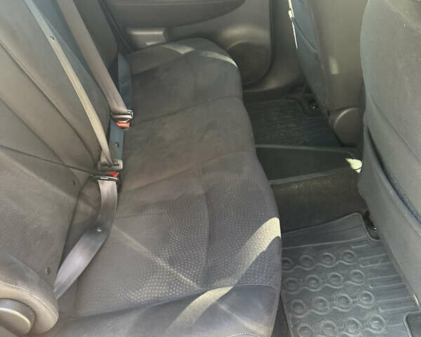 Красный Ниссан Лиф, объемом двигателя 0 л и пробегом 144 тыс. км за 6500 $, фото 8 на Automoto.ua