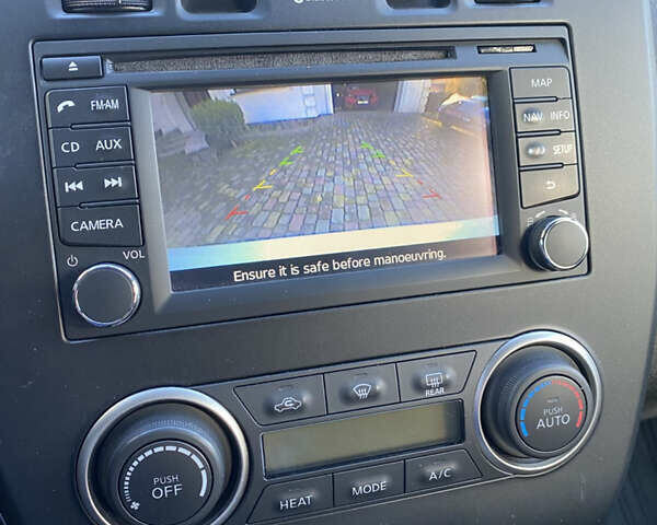 Ниссан Лиф 2014 в Черновцах на Automoto.ua Красный Ниссан Лиф, объемом двигателя 0 л и пробегом 125 тыс. км за 6290 $, фото 16 на Automoto.ua