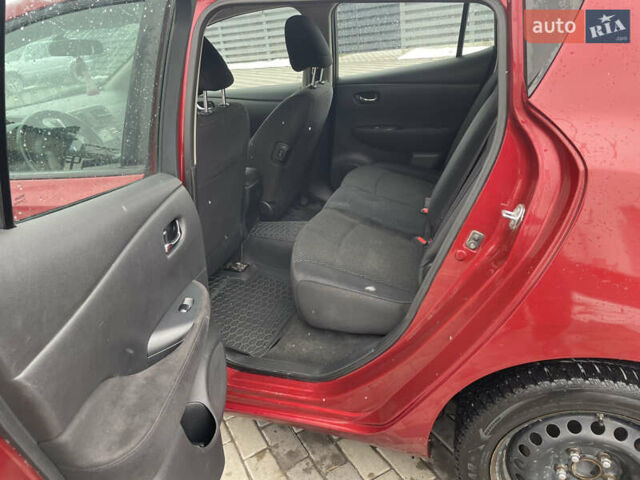 Красный Ниссан Лиф, объемом двигателя 0 л и пробегом 156 тыс. км за 6500 $, фото 11 на Automoto.ua