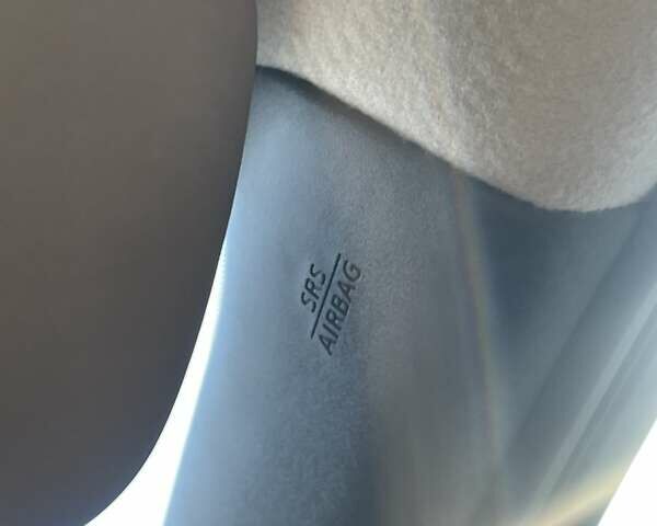 Ниссан Лиф 2014 в Виннице на Automoto.ua Красный Ниссан Лиф, объемом двигателя 0 л и пробегом 114 тыс. км за 6950 $, фото 20 на Automoto.ua