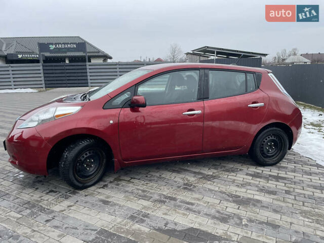 Красный Ниссан Лиф, объемом двигателя 0 л и пробегом 156 тыс. км за 6500 $, фото 9 на Automoto.ua