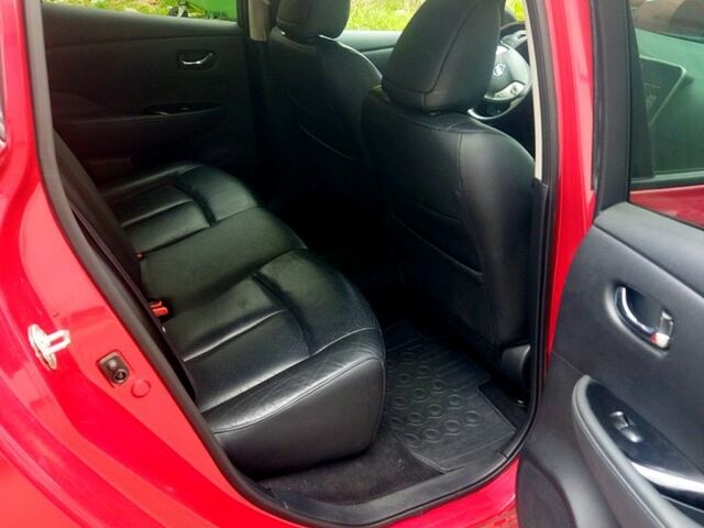 Червоний Ніссан Ліф, об'ємом двигуна 0 л та пробігом 100 тис. км за 7500 $, фото 5 на Automoto.ua