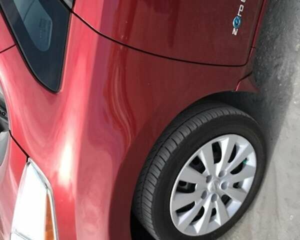 Червоний Ніссан Ліф, об'ємом двигуна 0 л та пробігом 200 тис. км за 6250 $, фото 3 на Automoto.ua