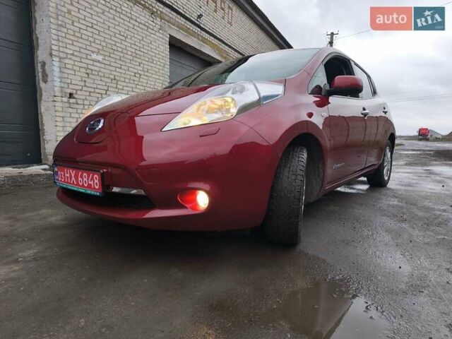 Червоний Ніссан Ліф, об'ємом двигуна 0 л та пробігом 133 тис. км за 6400 $, фото 12 на Automoto.ua