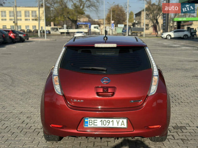 Червоний Ніссан Ліф, об'ємом двигуна 0 л та пробігом 149 тис. км за 6500 $, фото 6 на Automoto.ua
