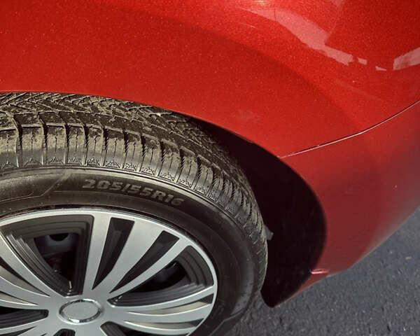 Красный Ниссан Лиф, объемом двигателя 0 л и пробегом 145 тыс. км за 5950 $, фото 21 на Automoto.ua