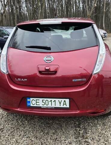 Червоний Ніссан Ліф, об'ємом двигуна 0 л та пробігом 114 тис. км за 7500 $, фото 1 на Automoto.ua