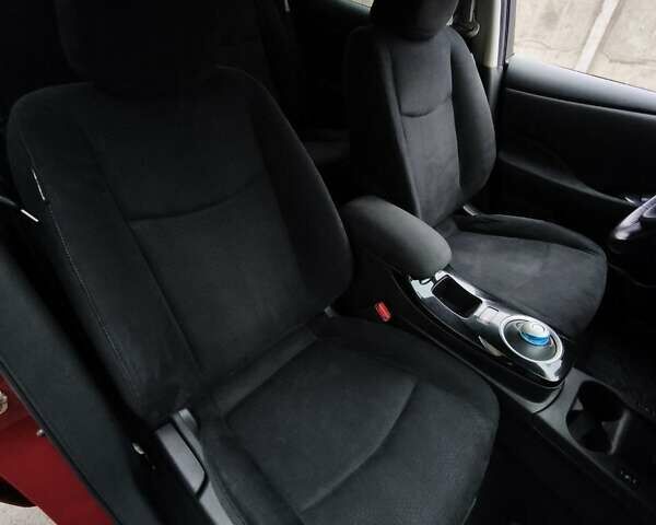 Червоний Ніссан Ліф, об'ємом двигуна 0 л та пробігом 133 тис. км за 6400 $, фото 71 на Automoto.ua