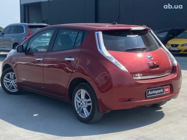 Червоний Ніссан Ліф, об'ємом двигуна 0 л та пробігом 92 тис. км за 8890 $, фото 5 на Automoto.ua