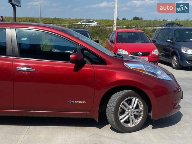 Червоний Ніссан Ліф, об'ємом двигуна 0 л та пробігом 92 тис. км за 8890 $, фото 12 на Automoto.ua