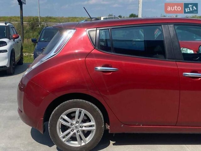 Червоний Ніссан Ліф, об'ємом двигуна 0 л та пробігом 92 тис. км за 8890 $, фото 9 на Automoto.ua