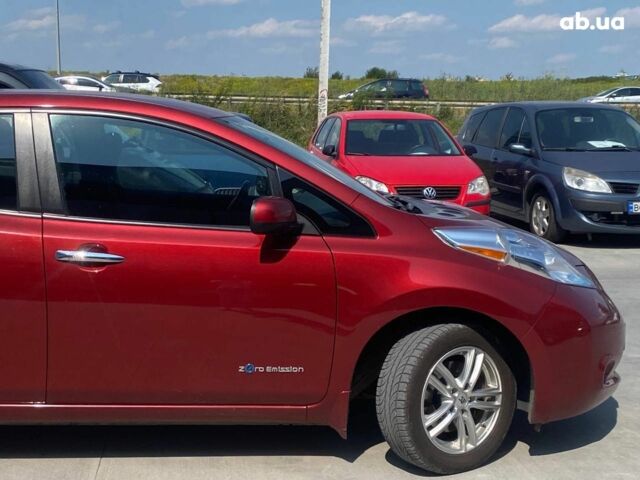 Червоний Ніссан Ліф, об'ємом двигуна 0 л та пробігом 92 тис. км за 8890 $, фото 10 на Automoto.ua