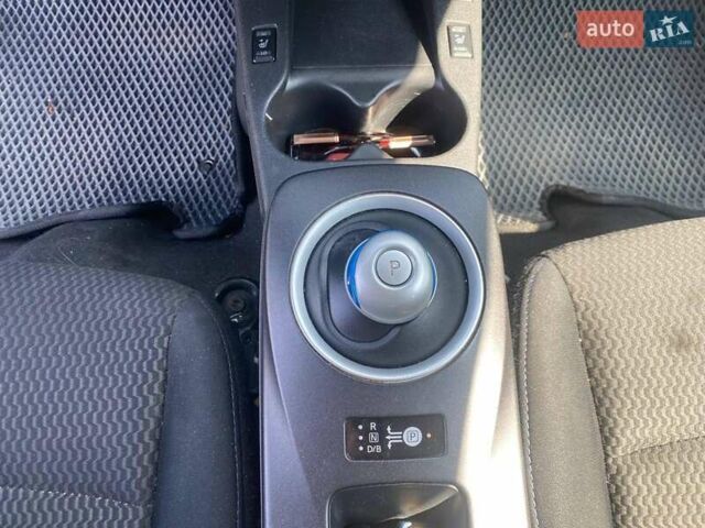 Червоний Ніссан Ліф, об'ємом двигуна 0 л та пробігом 92 тис. км за 8890 $, фото 21 на Automoto.ua