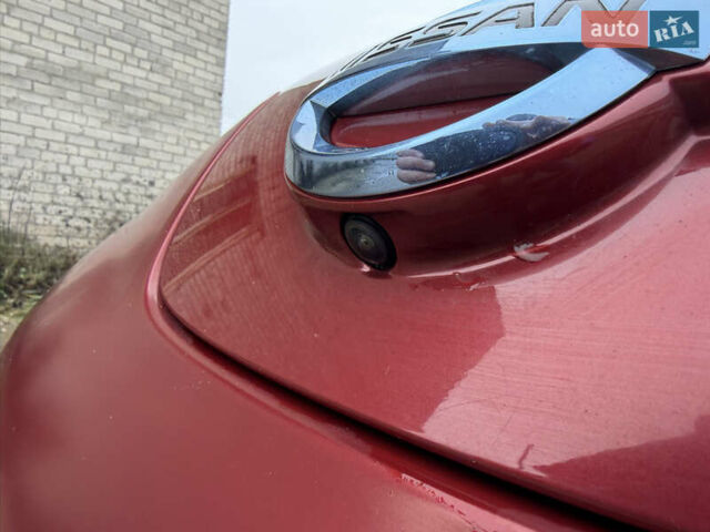 Красный Ниссан Лиф, объемом двигателя 0 л и пробегом 118 тыс. км за 6500 $, фото 13 на Automoto.ua