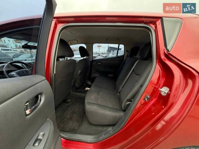 Красный Ниссан Лиф, объемом двигателя 0 л и пробегом 155 тыс. км за 7800 $, фото 32 на Automoto.ua