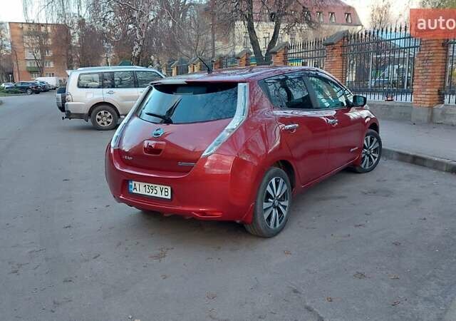 Червоний Ніссан Ліф, об'ємом двигуна 0 л та пробігом 68 тис. км за 7555 $, фото 6 на Automoto.ua