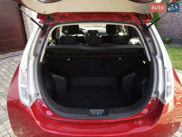 Червоний Ніссан Ліф, об'ємом двигуна 0 л та пробігом 62 тис. км за 7800 $, фото 7 на Automoto.ua