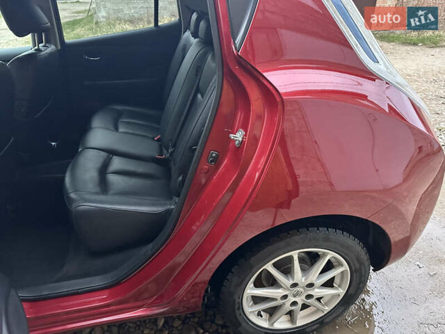 Красный Ниссан Лиф, объемом двигателя 0 л и пробегом 125 тыс. км за 7199 $, фото 20 на Automoto.ua