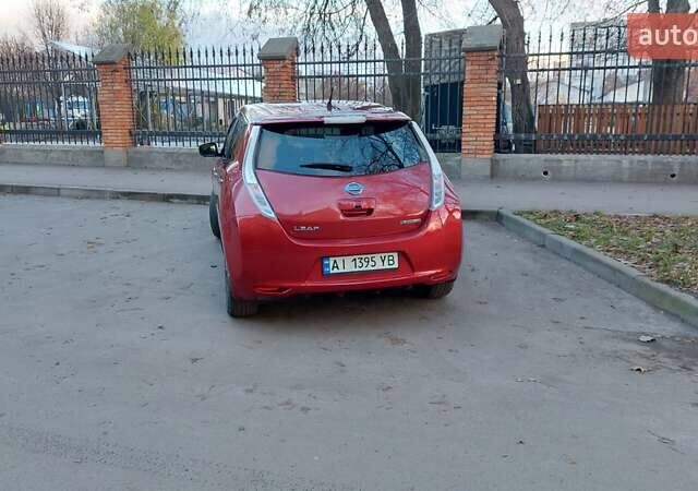 Червоний Ніссан Ліф, об'ємом двигуна 0 л та пробігом 68 тис. км за 7555 $, фото 2 на Automoto.ua
