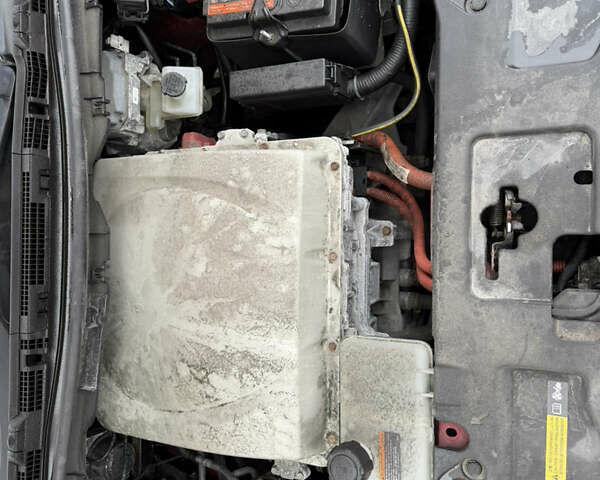 Красный Ниссан Лиф, объемом двигателя 0 л и пробегом 118 тыс. км за 6500 $, фото 32 на Automoto.ua