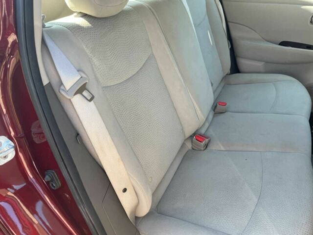 Красный Ниссан Лиф, объемом двигателя 0 л и пробегом 77 тыс. км за 6200 $, фото 10 на Automoto.ua