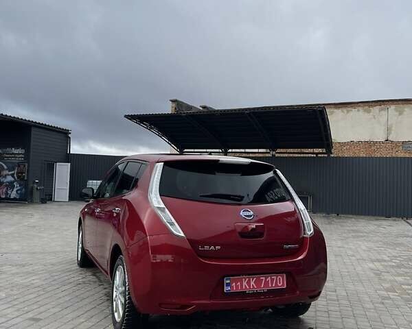 Червоний Ніссан Ліф, об'ємом двигуна 0 л та пробігом 113 тис. км за 7850 $, фото 3 на Automoto.ua