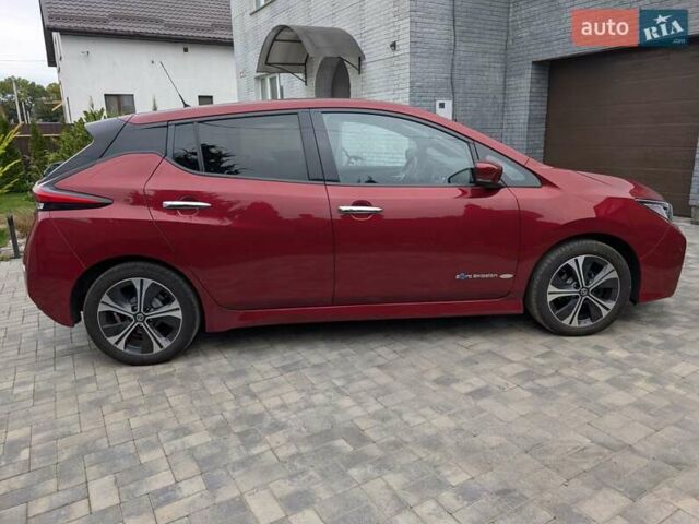 Червоний Ніссан Ліф, об'ємом двигуна 0 л та пробігом 127 тис. км за 11900 $, фото 9 на Automoto.ua